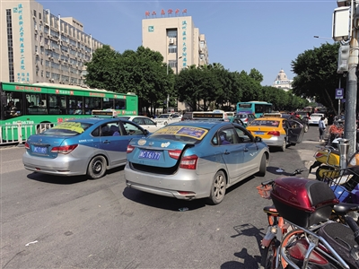 赤峰鑼鼓出租車電話號(hào)碼-第1張圖片