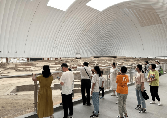 赤峰藝術(shù)旅游學(xué)校電話號(hào)碼-第1張圖片