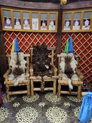 赤峰眾聯(lián)馬戲團(tuán)電話號(hào)碼-第1張圖片