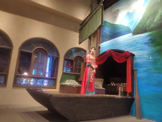 赤峰美女蠟像定制廠家電話號(hào)碼-第1張圖片