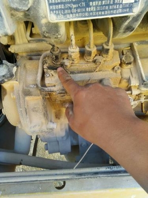 赤峰利軍小鏟車維修電話號碼-第1張圖片