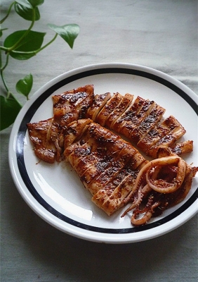 赤峰好吃的烤魷魚店電話號碼-第1張圖片