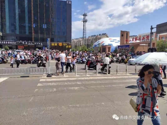 赤峰修路咨詢電話是多少號(hào)-第1張圖片