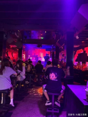 赤峰青年聯(lián)盟酒吧電話多少號-第1張圖片