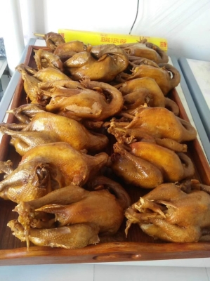 赤峰熟食小酒館地址電話號碼-第1張圖片