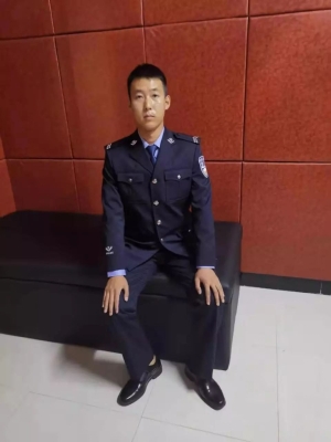 赤峰實驗中學(xué)曹磊校長電話號碼-第1張圖片