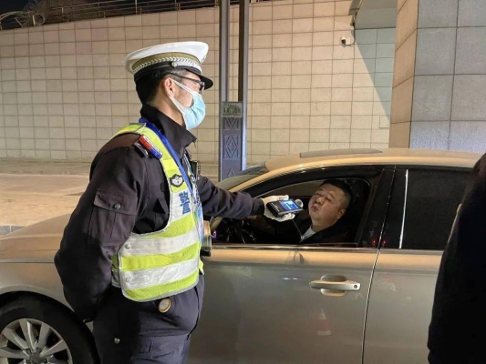 赤峰執(zhí)法服加工廠電話號(hào)碼-第1張圖片