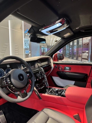 赤峰豪車-第1張圖片