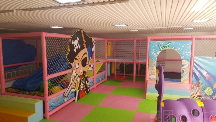 赤峰水上游泳館電話號碼-第1張圖片