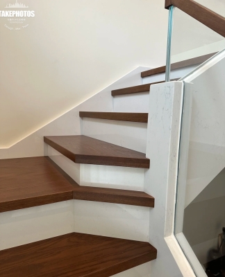 赤峰天越藝豪樓梯電話號碼-第1張圖片