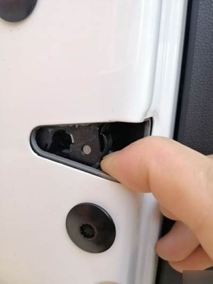 赤峰門鎖修復(fù)電話號(hào)碼是多少-第1張圖片