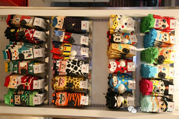 赤峰賣道具服裝電話是多少號-第1張圖片