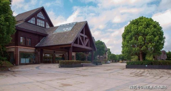 赤峰橋下停車場電話地址查詢-第1張圖片