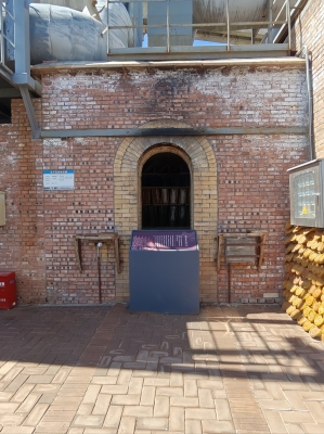 赤峰市琉璃廠電話號碼-第1張圖片