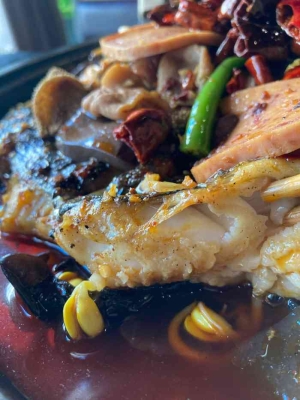 赤峰三葷三素飯店電話號碼-第1張圖片