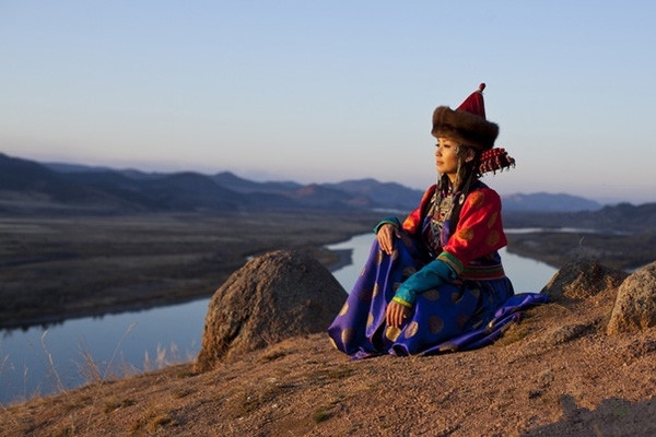 赤峰市蒙古袍租賃電話號碼-第1張圖片