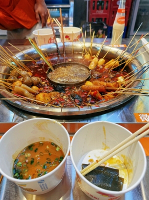 赤峰圍爐麻辣串店地址電話(huà)號(hào)碼-第1張圖片