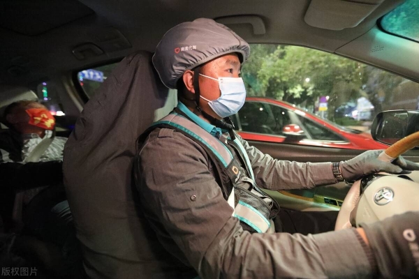 赤峰投訴代駕平臺(tái)電話是多少-第1張圖片