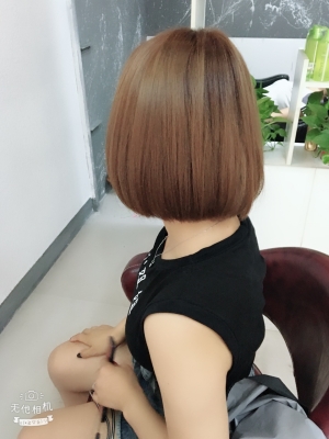 赤峰豪軒理發(fā)店電話號(hào)碼-第1張圖片