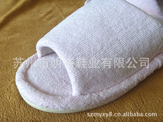 赤峰割絨拖鞋電話多少號啊-第1張圖片