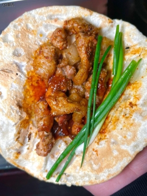 赤峰蒜蓉辣醬燒烤店電話號碼-第1張圖片