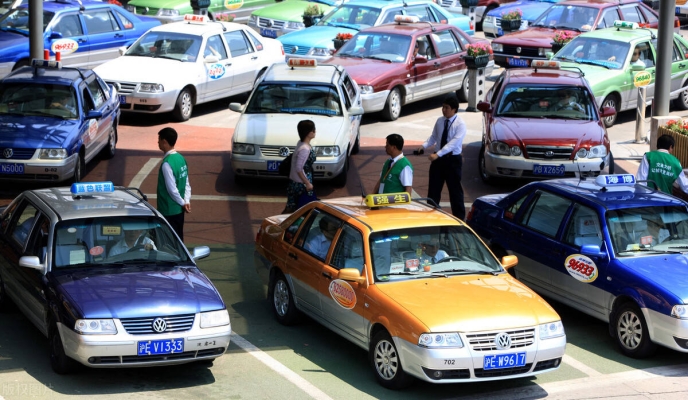 赤峰網(wǎng)約車出租公司電話號碼-第1張圖片