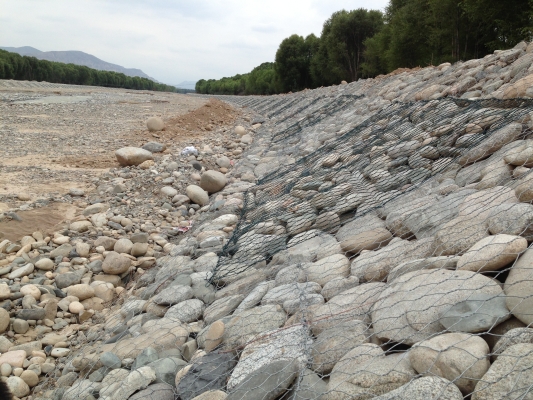 赤峰護坡鉛絲石籠廠家電話號碼-第1張圖片