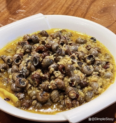 赤峰金領(lǐng)地飯店電話號碼-第1張圖片