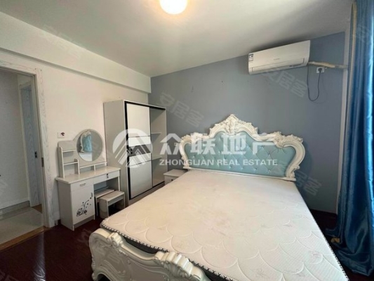 赤峰眾聯(lián)現(xiàn)代城商場電話號碼-第1張圖片