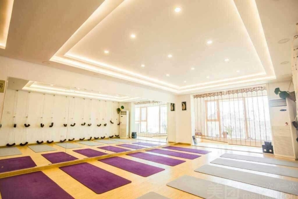 赤峰市旗袍會(huì)館地址電話號(hào)碼-第1張圖片