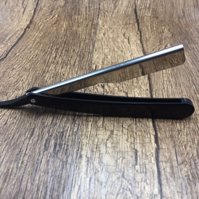 赤峰老式刮臉店電話號(hào)碼多少-第1張圖片