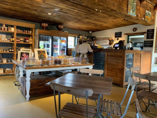 赤峰韓國(guó)人餐廳地址電話號(hào)碼-第1張圖片