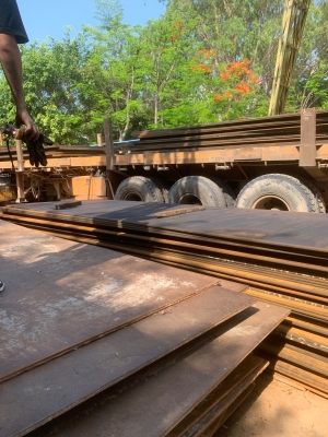 赤峰鋪路鋼板價(jià)格查詢(xún)電話(huà)號(hào)碼-第1張圖片