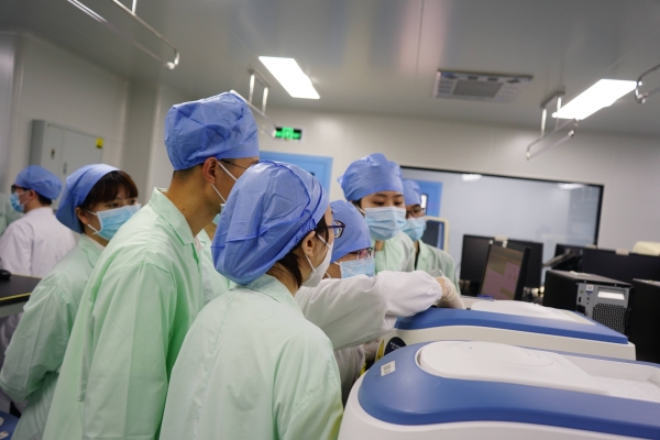 赤峰基因?qū)嶒炇译娫挼刂凡樵?第1張圖片