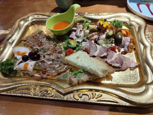 赤峰適合約會(huì)的餐廳-第1張圖片