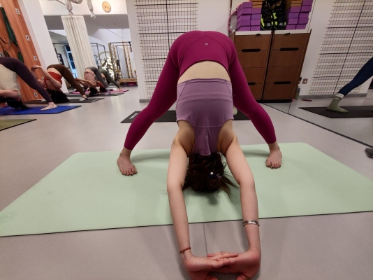 赤峰瑜伽探店招聘電話地址查詢-第1張圖片