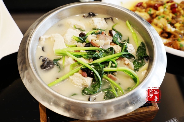 赤峰三羊飯店地址電話查詢號(hào)碼-第1張圖片