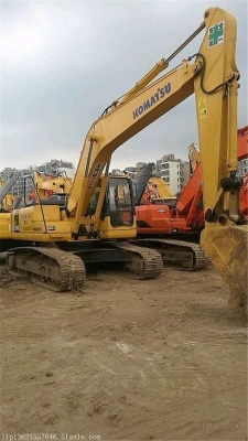 赤峰小松挖機(jī)銷售電話號碼-第1張圖片