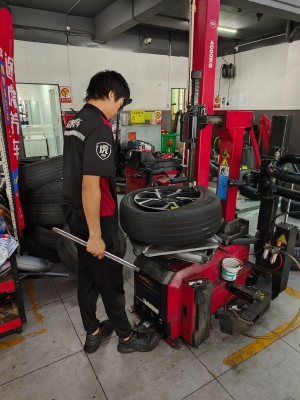 赤峰橋北嵐迪汽修電話號(hào)碼-第1張圖片