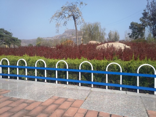 赤峰草坪欄桿廠家電話號碼-第1張圖片