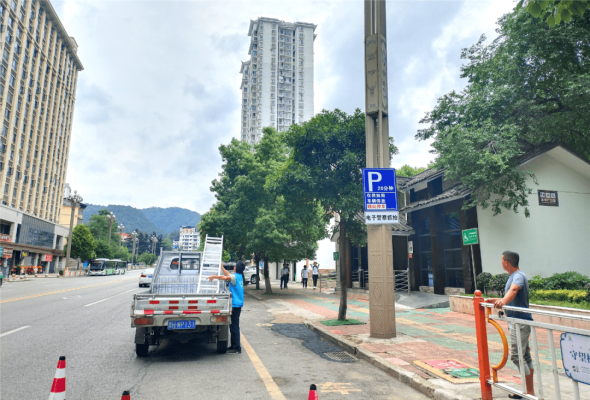 赤峰出租百車(chē)電話(huà)是多少號(hào)-第1張圖片