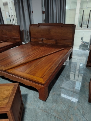 赤峰實木拼接床廠家電話號碼-第1張圖片