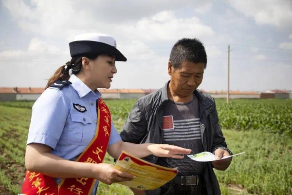赤峰去集寧的大巴車隨車電話-第1張圖片