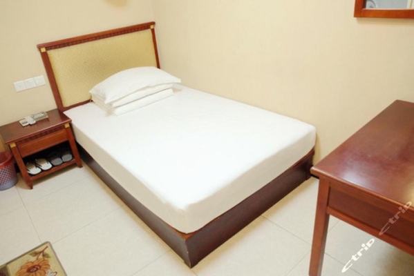 赤峰龍度賓館團(tuán)購(gòu)電話(huà)是多少-第1張圖片