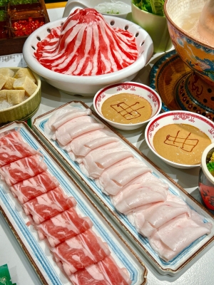 曲氏火鍋赤峰街店電話號碼-第1張圖片