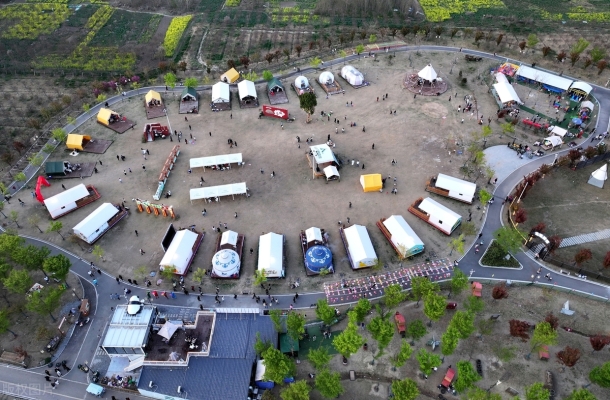 赤峰東郊馬戲團地址電話號碼-第1張圖片