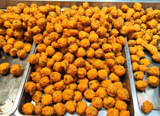 赤峰摩爾城啤酒屋電話號(hào)碼-第1張圖片