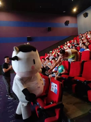 赤峰影院包場(chǎng)價(jià)格查詢(xún)電話號(hào)碼-第1張圖片