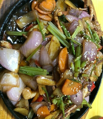 赤峰食羊酒串烤吧電話(huà)地址-第1張圖片