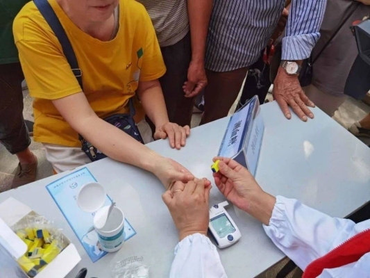 赤峰二院眼科電話(huà)24小時(shí)熱線(xiàn)號(hào)碼-第1張圖片